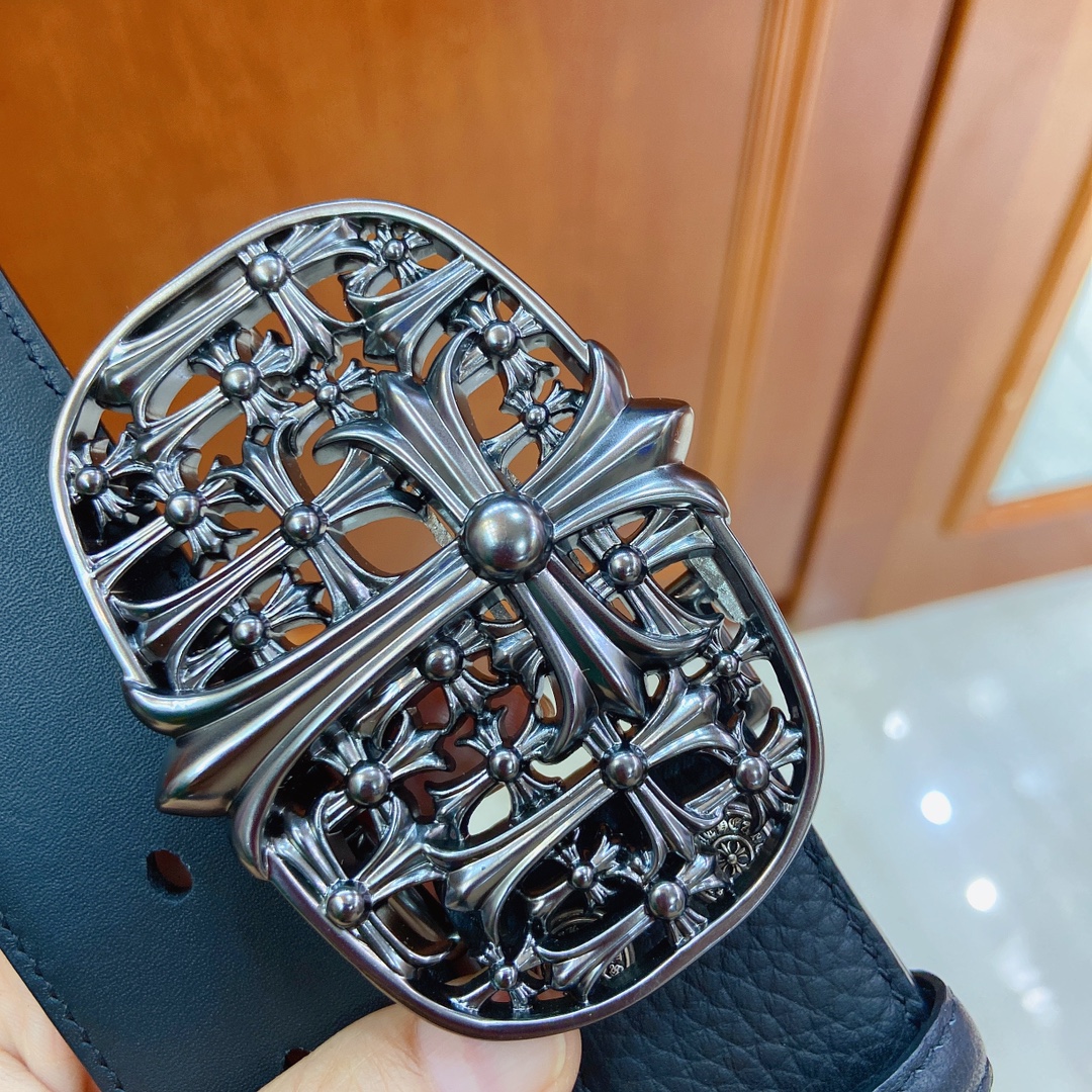 Chrome Hearts Crocson: Pro-Performance Punk Fashion with Precise Gold and Silver Details - 图片 2