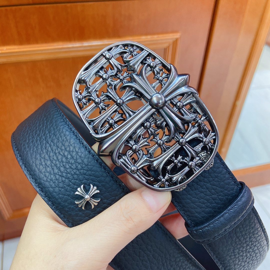 Chrome Hearts Crocson: Pro-Performance Punk Fashion with Precise Gold and Silver Details - 图片 3