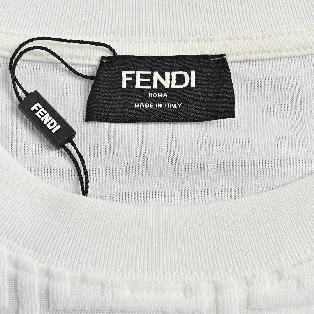芬迪/Fendi 夏季新款 双F纹毛巾面料提花圆领短袖T恤-Chinese UA Cheap High Quatity Brand Clothes Bags handbags Sneakers wholesale wholesaler seller from China Factory suppliers Fashion Clothing Shoes best Quality Beautiful Price 芬迪/Fendi 夏季新款 双F纹毛巾面料提花圆领短袖T恤