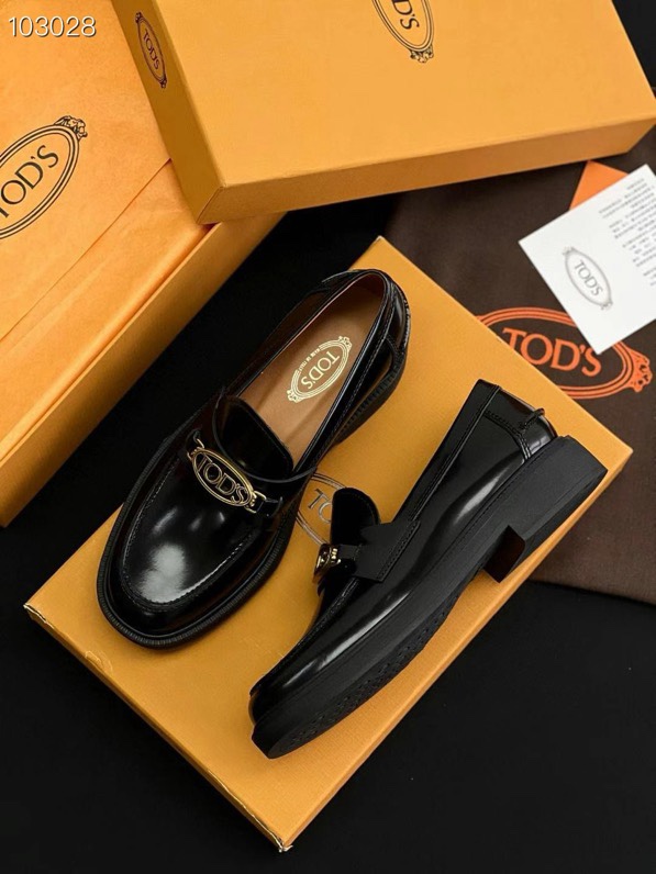 Stylish and Comfortable Tods Shoes Review: Thick Bottom, Fine Leather, Affordable Price - 图片 2