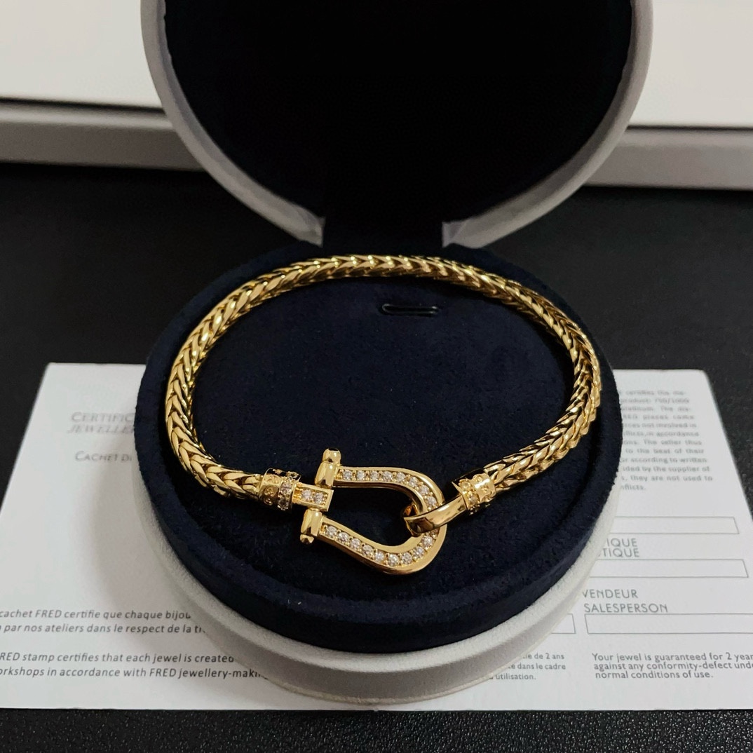 “Flowing Fred Holds Class with Silver and Gold in ¥420 Market” - 图片 5