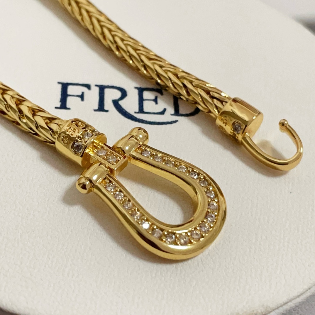 “Flowing Fred Holds Class with Silver and Gold in ¥420 Market” - 图片 8