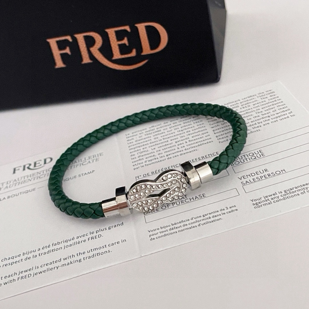 “¥380 Fred Eight-Word-Button Bracelets: Classic, Designable, One-Size-Fits-All Internet Red Trend” - 图片 1