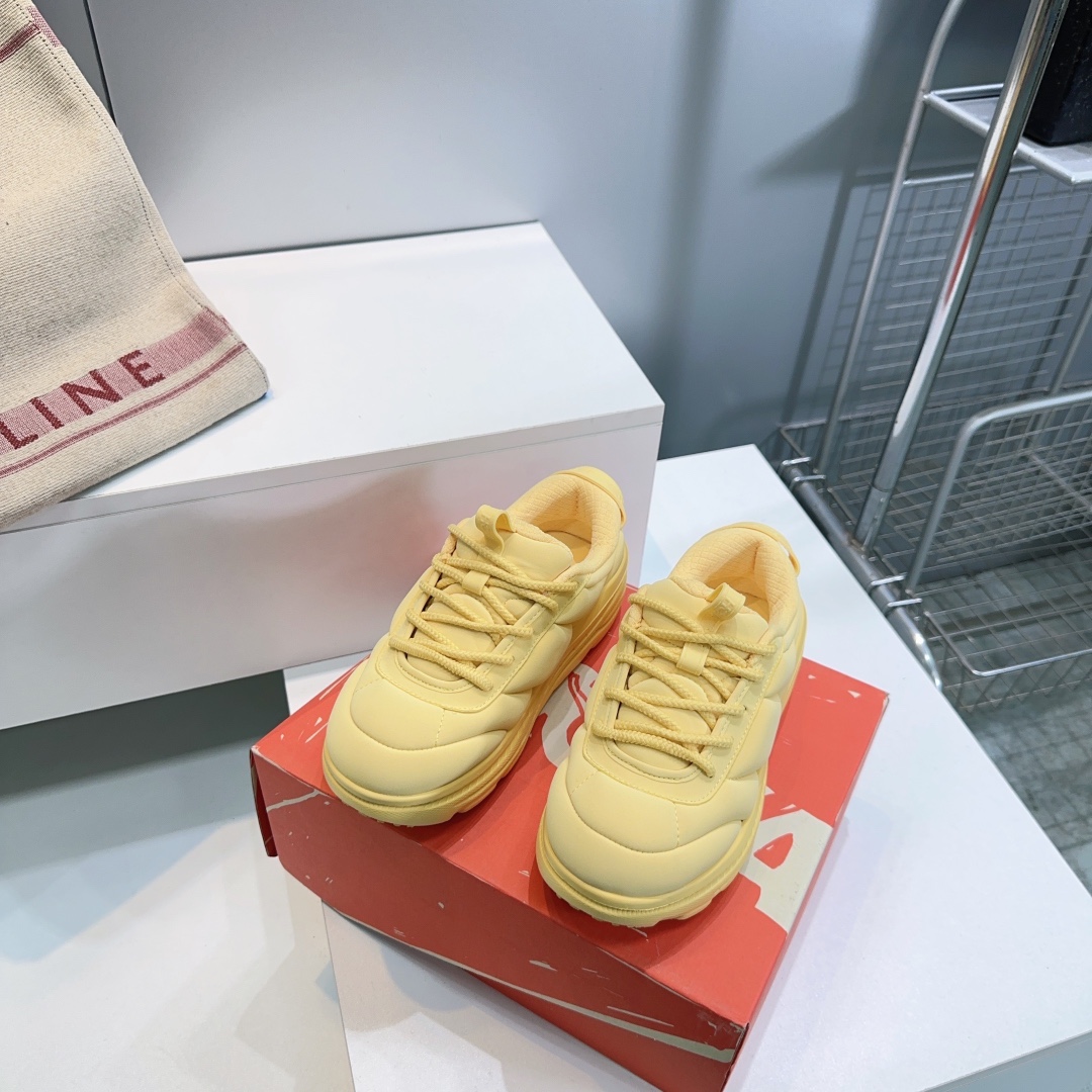 Luxury Collaboration: Hoka x Marni Unveil High-Quality Recreational Shoes - 图片 7