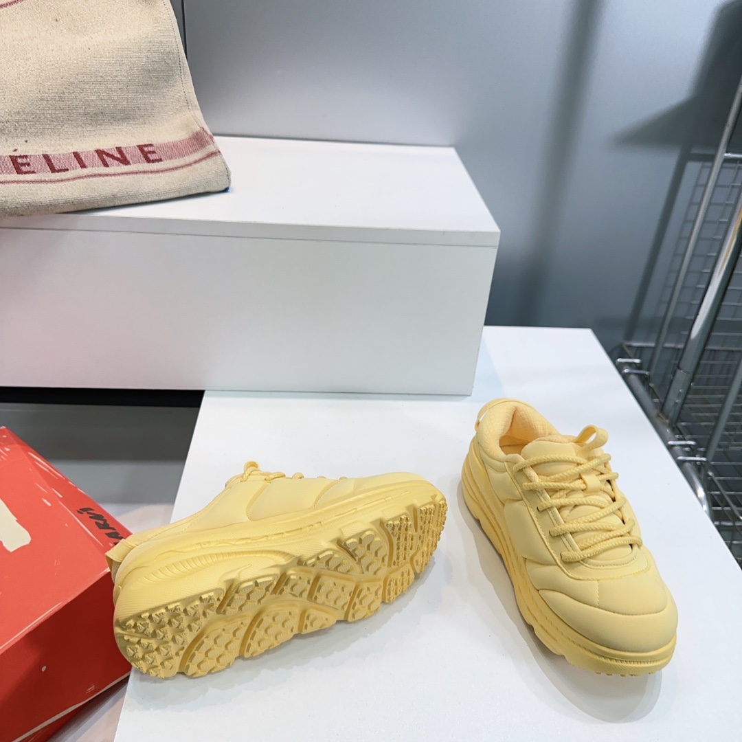 Luxury Collaboration: Hoka x Marni Unveil High-Quality Recreational Shoes - 图片 5