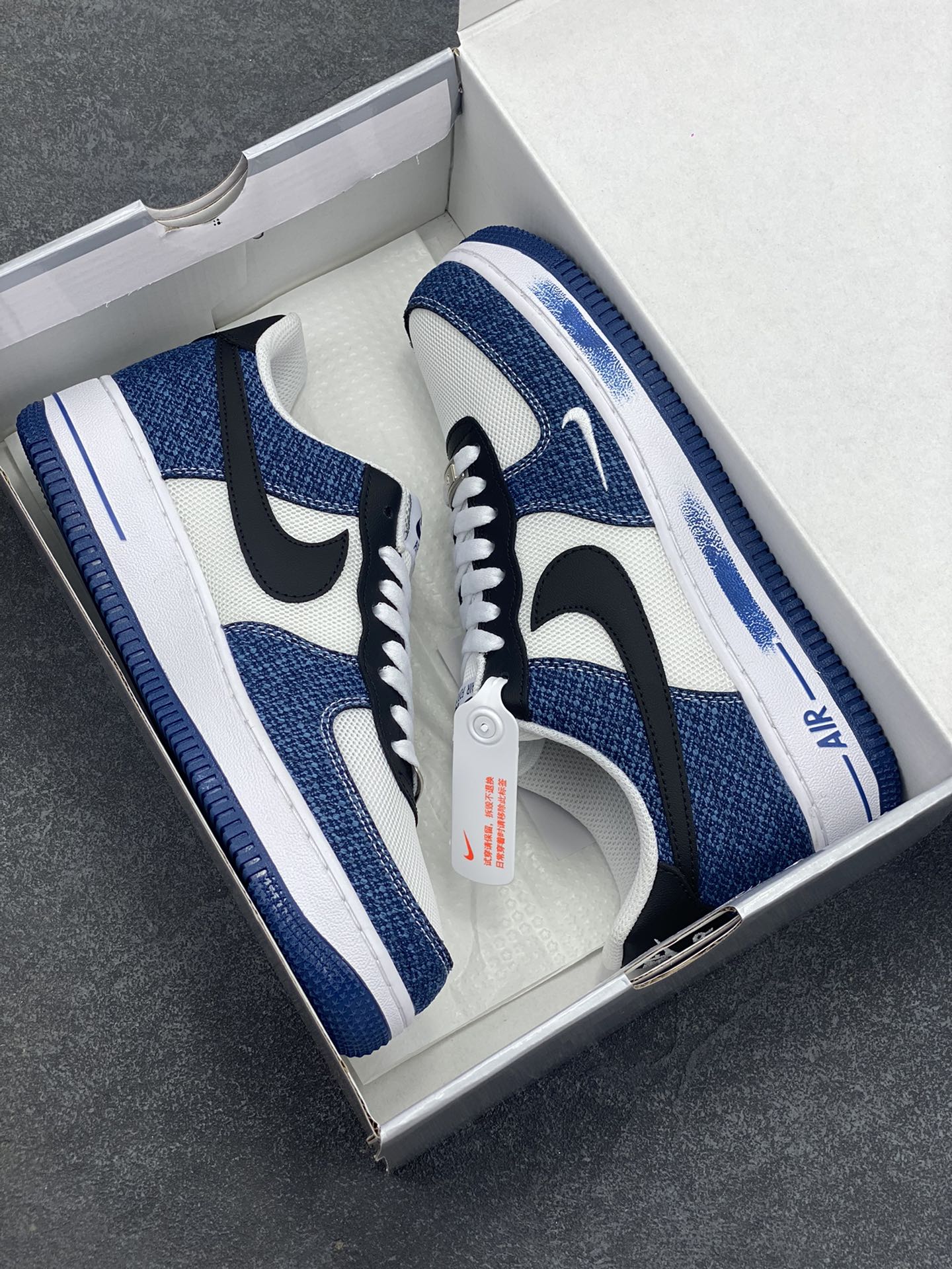 图片[9]-Nike Air Force 1 Low’07 牛仔布小勾 空军一号低帮休闲板鞋 定制皮料 原厂3D打印 定制鞋盒 原楦原纸板 纯正空军版型 内置全掌气垫 货号：ZH0316-089 尺码：36 36.5 37.5 38 38.5 39 40 40.5 41 42 42.5 43 44 44.5 45-选品中心