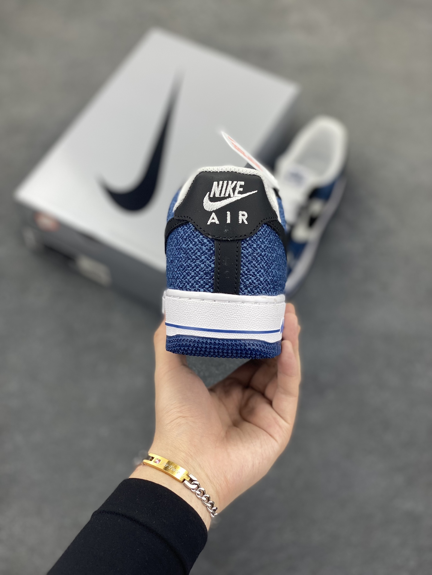 图片[4]-Nike Air Force 1 Low’07 牛仔布小勾 空军一号低帮休闲板鞋 定制皮料 原厂3D打印 定制鞋盒 原楦原纸板 纯正空军版型 内置全掌气垫 货号：ZH0316-089 尺码：36 36.5 37.5 38 38.5 39 40 40.5 41 42 42.5 43 44 44.5 45-选品中心