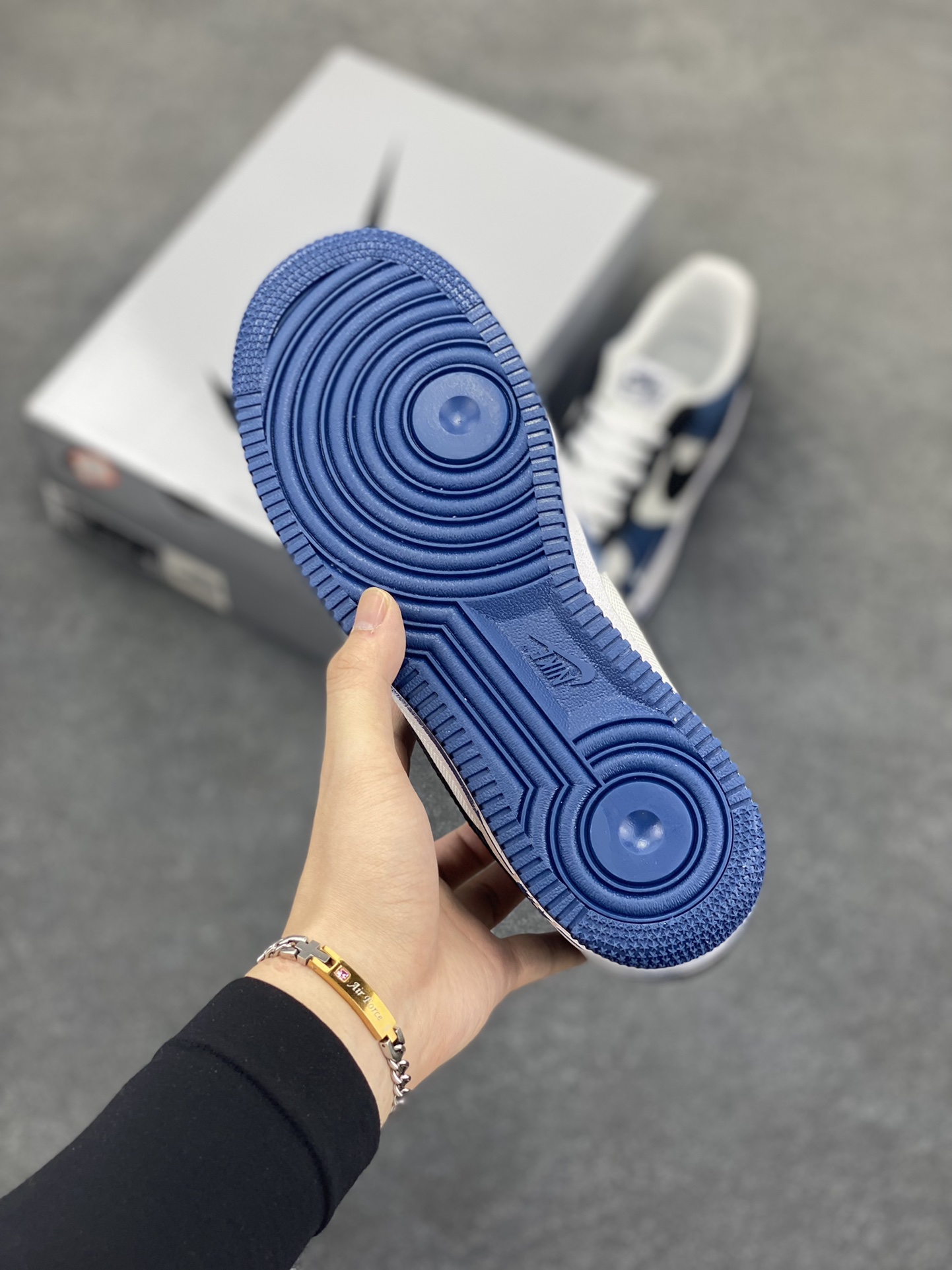 图片[5]-Nike Air Force 1 Low’07 牛仔布小勾 空军一号低帮休闲板鞋 定制皮料 原厂3D打印 定制鞋盒 原楦原纸板 纯正空军版型 内置全掌气垫 货号：ZH0316-089 尺码：36 36.5 37.5 38 38.5 39 40 40.5 41 42 42.5 43 44 44.5 45-选品中心