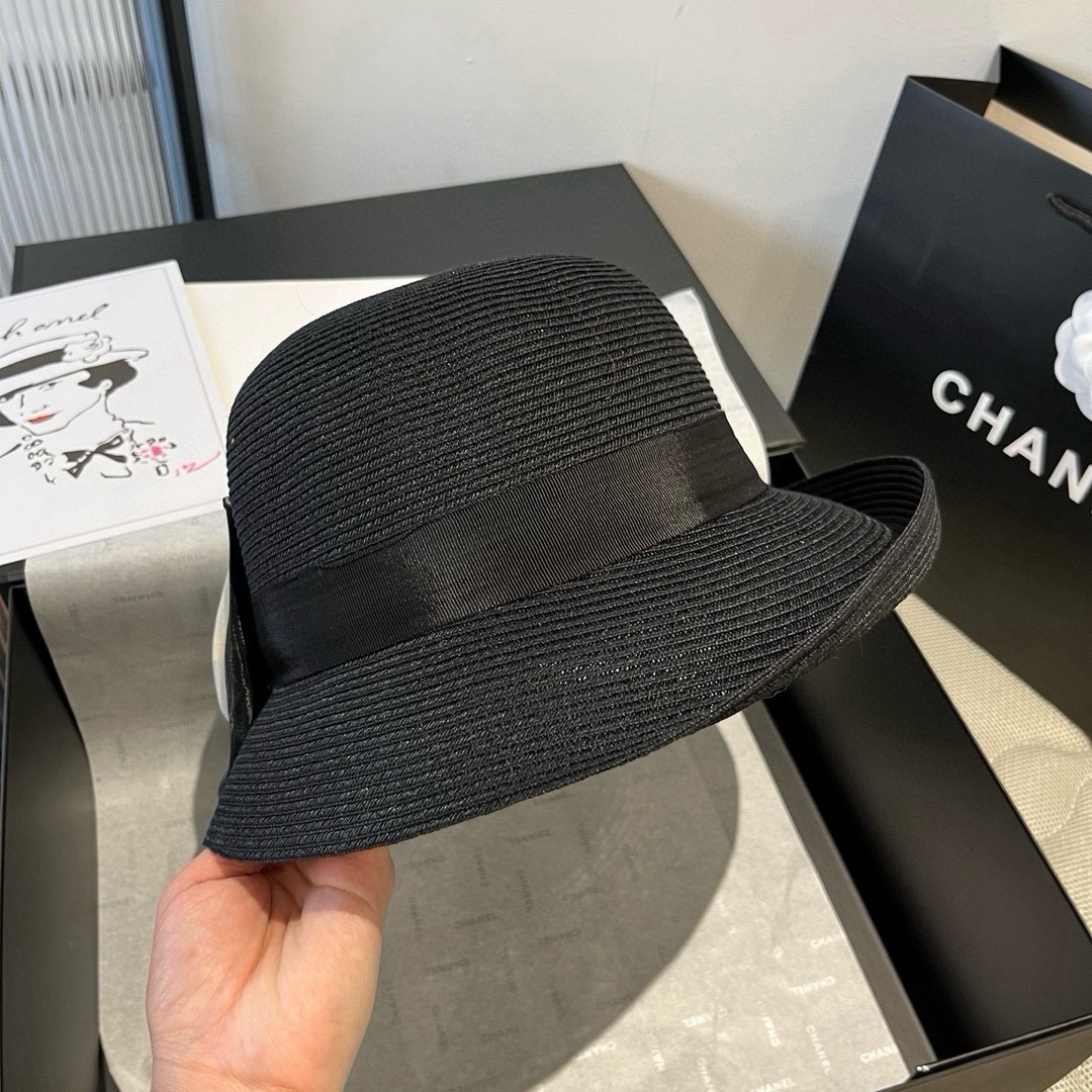NO:349979,Chanel Chanel curly straw hat, head circumference 57cm hat Straw hat Fisherman hat Baseball hat, hat, chanel, chanel, espadrilles, hatsChanel香奈儿卷边草帽,头围57cm帽子草帽渔夫帽棒球帽,帽子,chanel,chanel,espadrilles,hats,hat