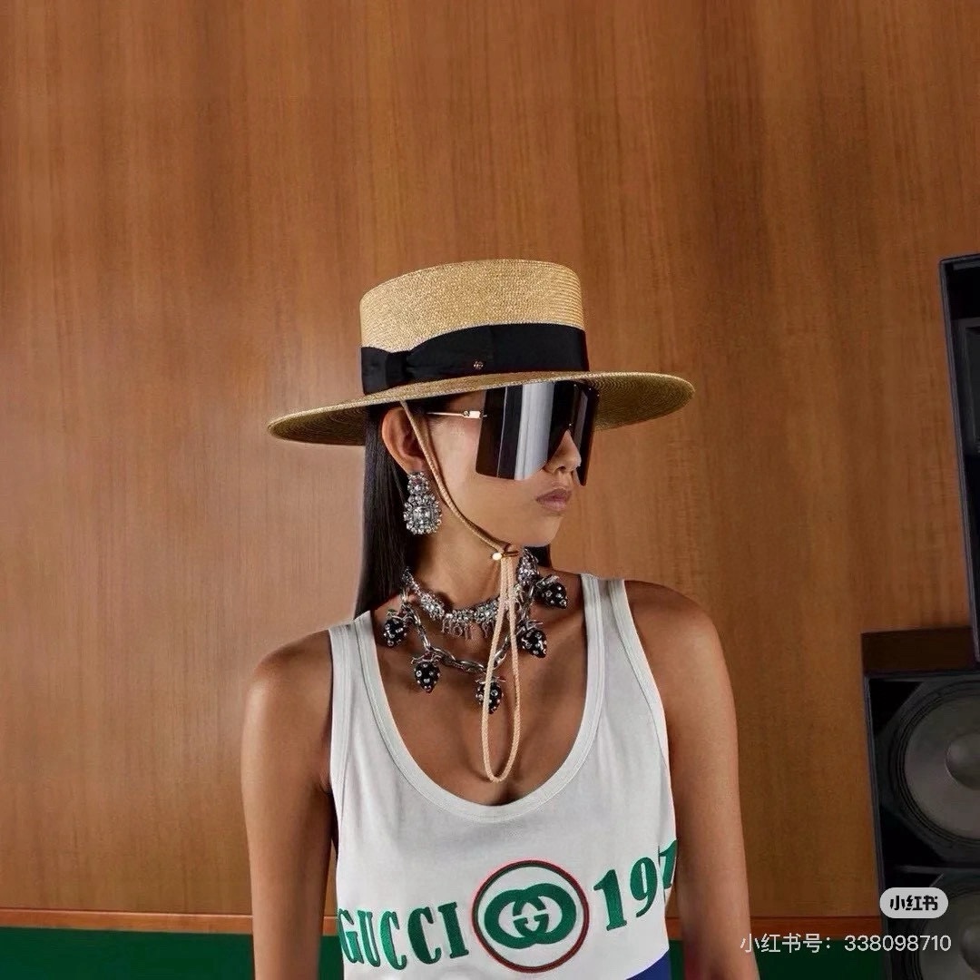 NO:349701,Gucci flat top straw top hat. Haute couture hat straw hat fisherman hat baseball hat, hat, gucci, espadrilles, hatsGucci古奇平顶麦秆草礼帽.高级定制帽子草帽渔夫帽棒球帽,帽子,gucci,espadrilles,hats,hat