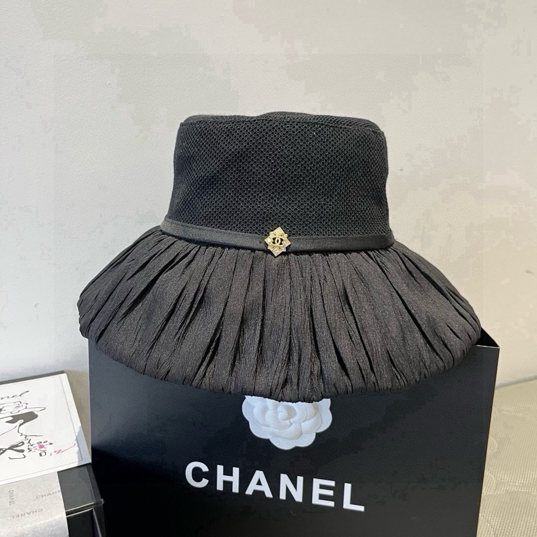 NO:349859,Chanel Chanel new lantern hat, sun hat, foldable, head circumference 57cm hat, straw hat, fisherman hat, baseball hat, hat, chanel, chanel, espadrilles, hatsChanel香奈儿新款灯笼帽,遮阳帽,可折叠,头围57cm帽子草帽渔夫帽棒球帽,帽子,chanel,chanel,espadrilles,hats,hat