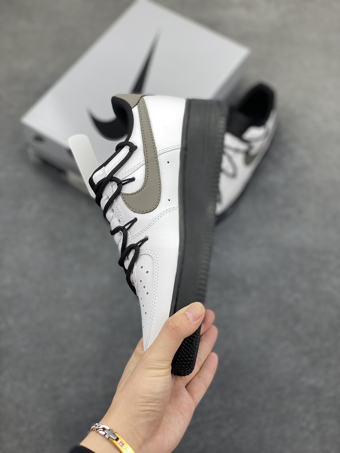 图片[3]-Nike Air Force 1 Low’07 奢香水榭 满天星泼墨 空军一号低帮休闲板鞋 定制皮料 原厂3D打印 定制鞋盒 原楦原纸板 纯正空军版型 内置全掌气垫 货号：ZH0316-086 尺码：36 36.5 37.5 38 38.5 39 40 40.5 41 42 42.5 43 44 44.5 45-选品中心