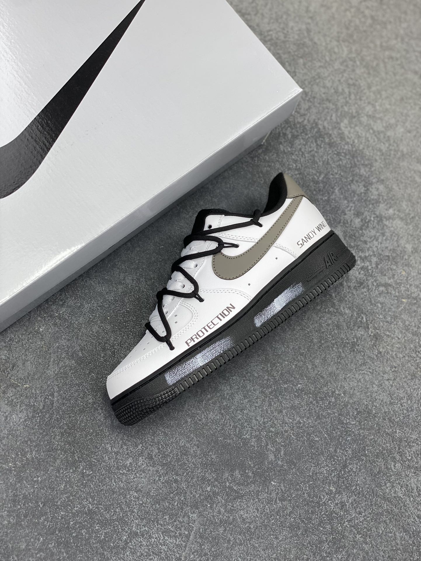 图片[7]-Nike Air Force 1 Low’07 奢香水榭 满天星泼墨 空军一号低帮休闲板鞋 定制皮料 原厂3D打印 定制鞋盒 原楦原纸板 纯正空军版型 内置全掌气垫 货号：ZH0316-086 尺码：36 36.5 37.5 38 38.5 39 40 40.5 41 42 42.5 43 44 44.5 45-选品中心