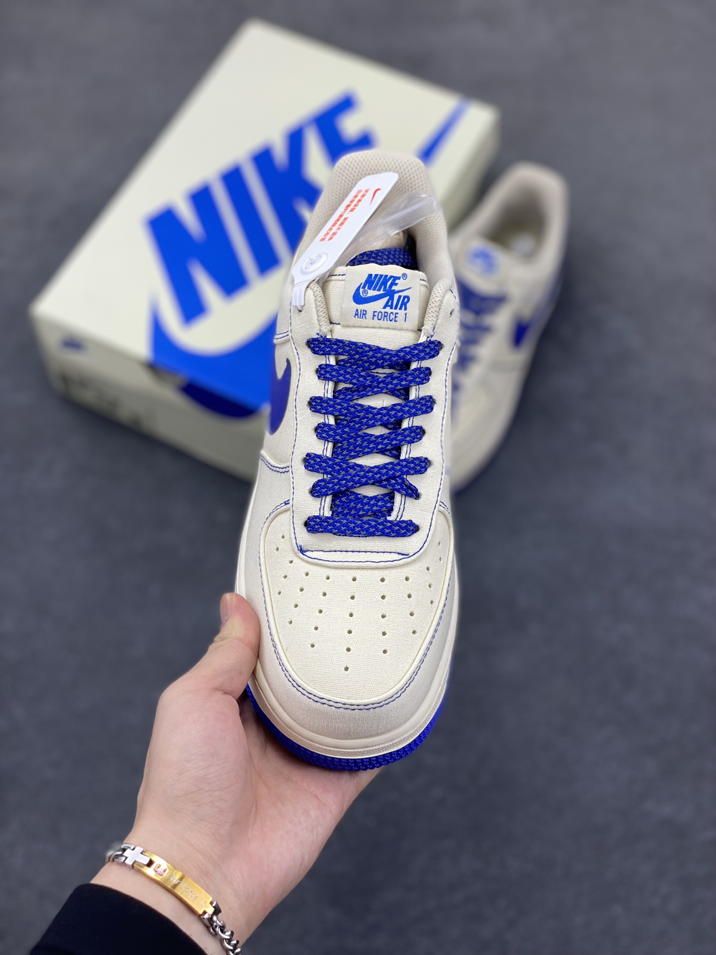 图片[2]-福利特价   NIke Air Force 1 \’07 米蓝布面 空军一号低帮休闲板鞋 3m反光 进口牛筋布 原楦头原纸板 纯正空军版型 全掌内置全掌气垫 原盒配件 原厂中底钢印 拉帮完美 货号：TQ1456-233 尺码：36 36.5 37.5 38 38.5 39 40 40.5 41 42 42.5 43 44 44.5 45-选品中心