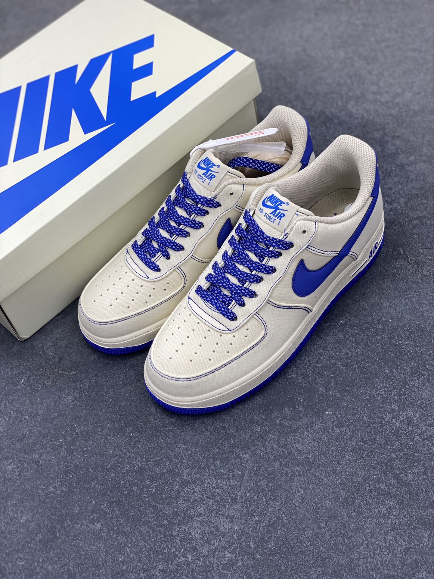 图片[8]-福利特价   NIke Air Force 1 \’07 米蓝布面 空军一号低帮休闲板鞋 3m反光 进口牛筋布 原楦头原纸板 纯正空军版型 全掌内置全掌气垫 原盒配件 原厂中底钢印 拉帮完美 货号：TQ1456-233 尺码：36 36.5 37.5 38 38.5 39 40 40.5 41 42 42.5 43 44 44.5 45-选品中心