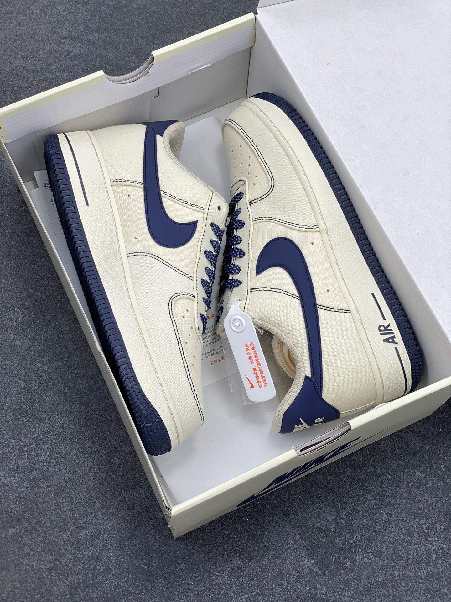 图片[9]-福利特价   NIke Air Force 1 \’07 深蓝布面 空军一号低帮休闲板鞋 3m反光 进口牛筋布 原楦头原纸板 纯正空军版型 全掌内置全掌气垫 原盒配件 原厂中底钢印 拉帮完美 货号：TQ1456-299 尺码：36 36.5 37.5 38 38.5 39 40 40.5 41 42 42.5 43 44 44.5 45-选品中心