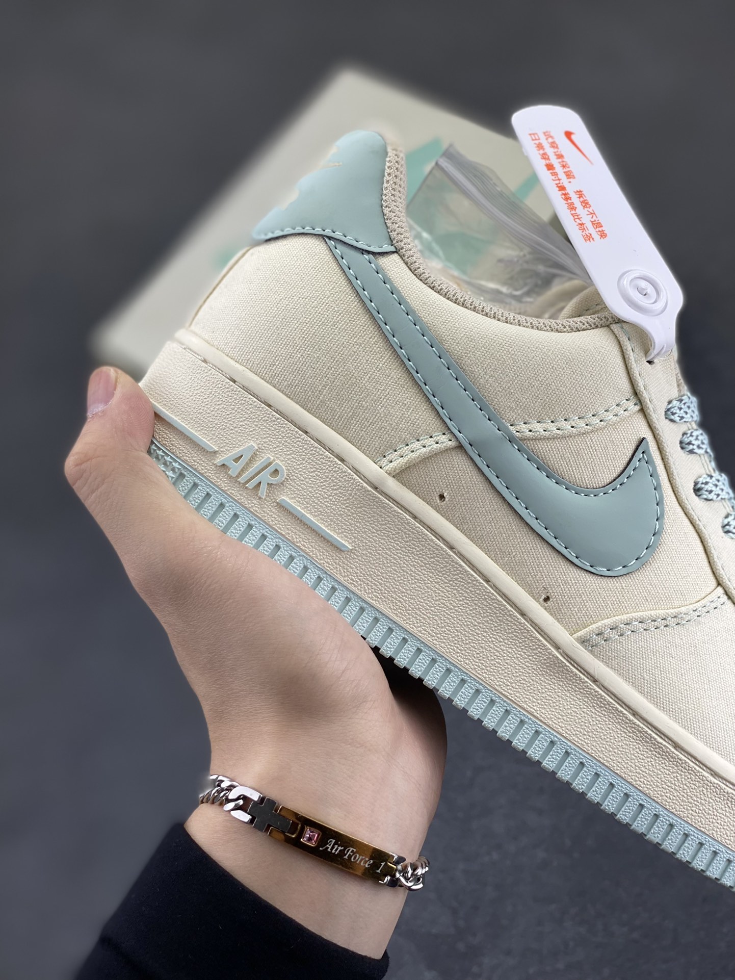 图片[6]-福利特价   NIke Air Force 1 \’07 米冰蓝布面 空军一号低帮休闲板鞋 3m反光 进口牛筋布 原楦头原纸板 纯正空军版型 全掌内置全掌气垫 原盒配件 原厂中底钢印 拉帮完美 货号：TQ1456-277 尺码：36 36.5 37.5 38 38.5 39 40 40.5 41 42 42.5 43 44 44.5 45-选品中心