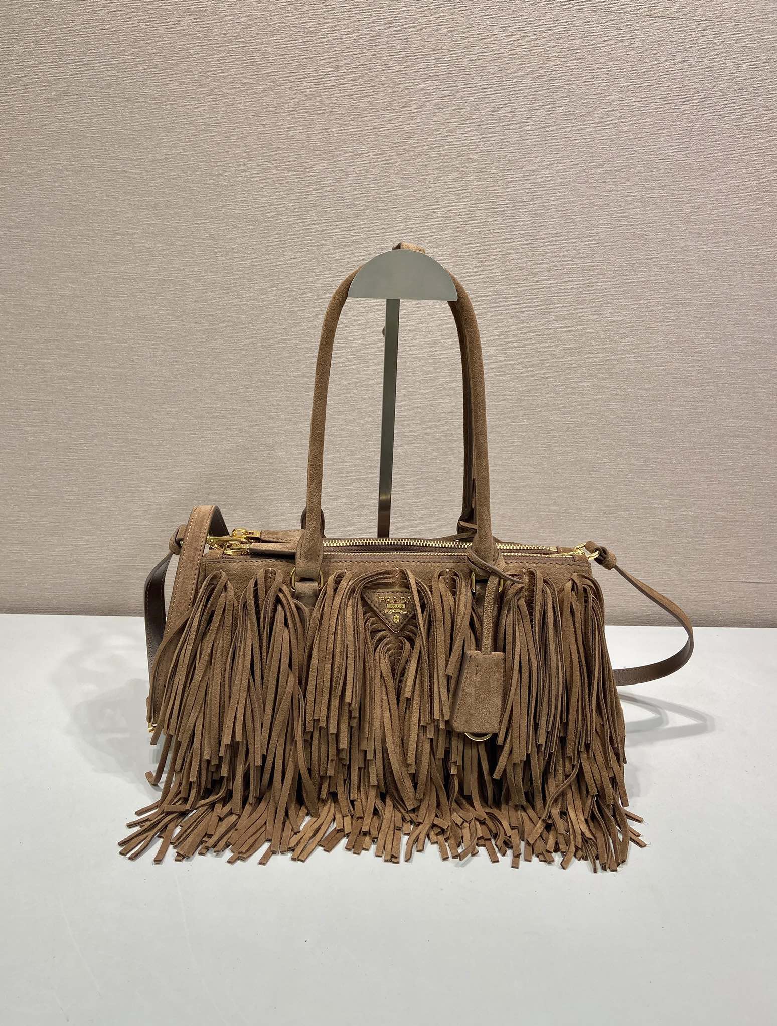 Elegant Suede Leather Galleria Handbag with Tassel Design, 31x14x11.5cm 2 i1750146776 4036 0