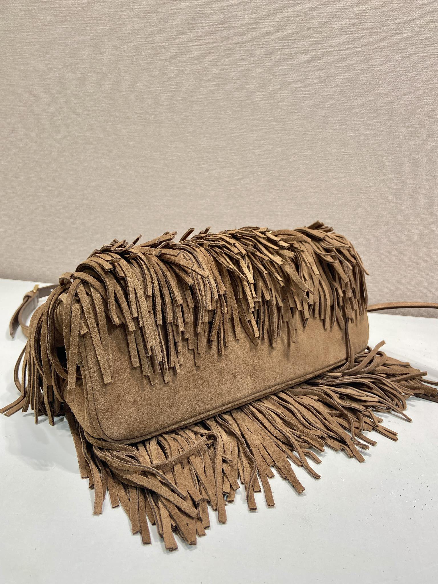 Elegant Suede Leather Galleria Handbag with Tassel Design, 31x14x11.5cm 7 i1750146776 564 5