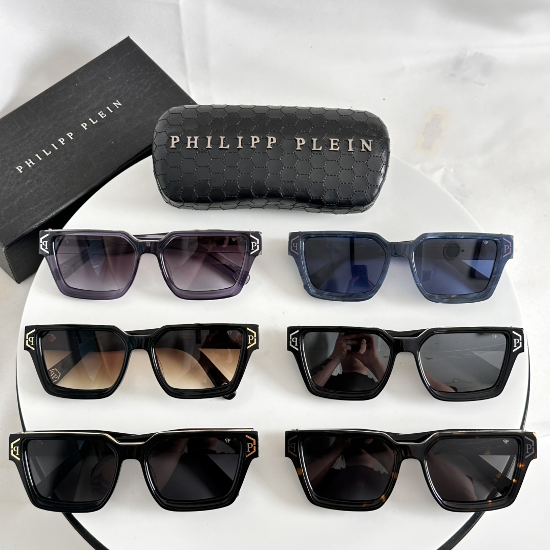  ‼️PHILIPP PLEIN 
采用进口板材切割抛光处理
光泽感满满～
加厚的板料使眼镜更加立体
M