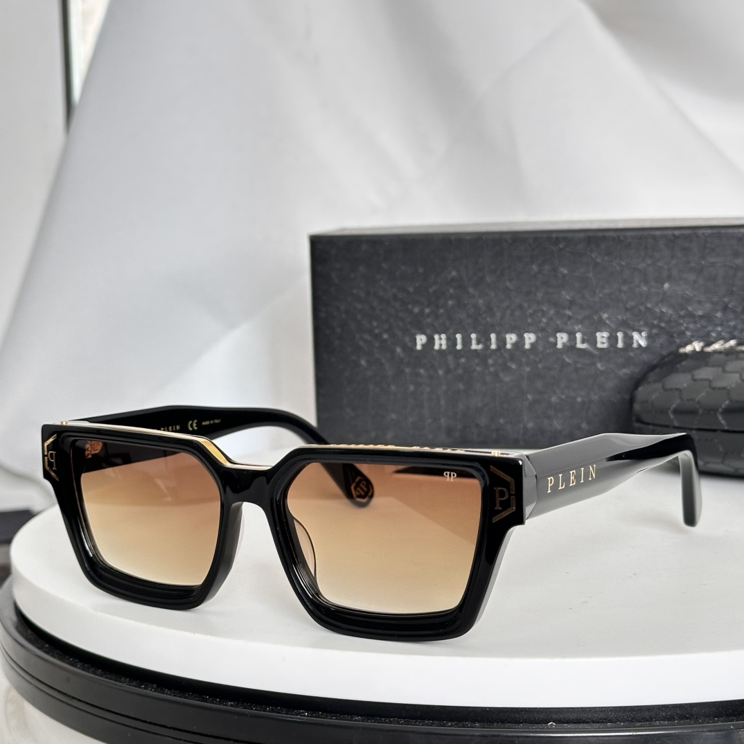  ‼️PHILIPP PLEIN 
采用进口板材切割抛光处理
光泽感满满～
加厚的板料使眼镜更加立体
M