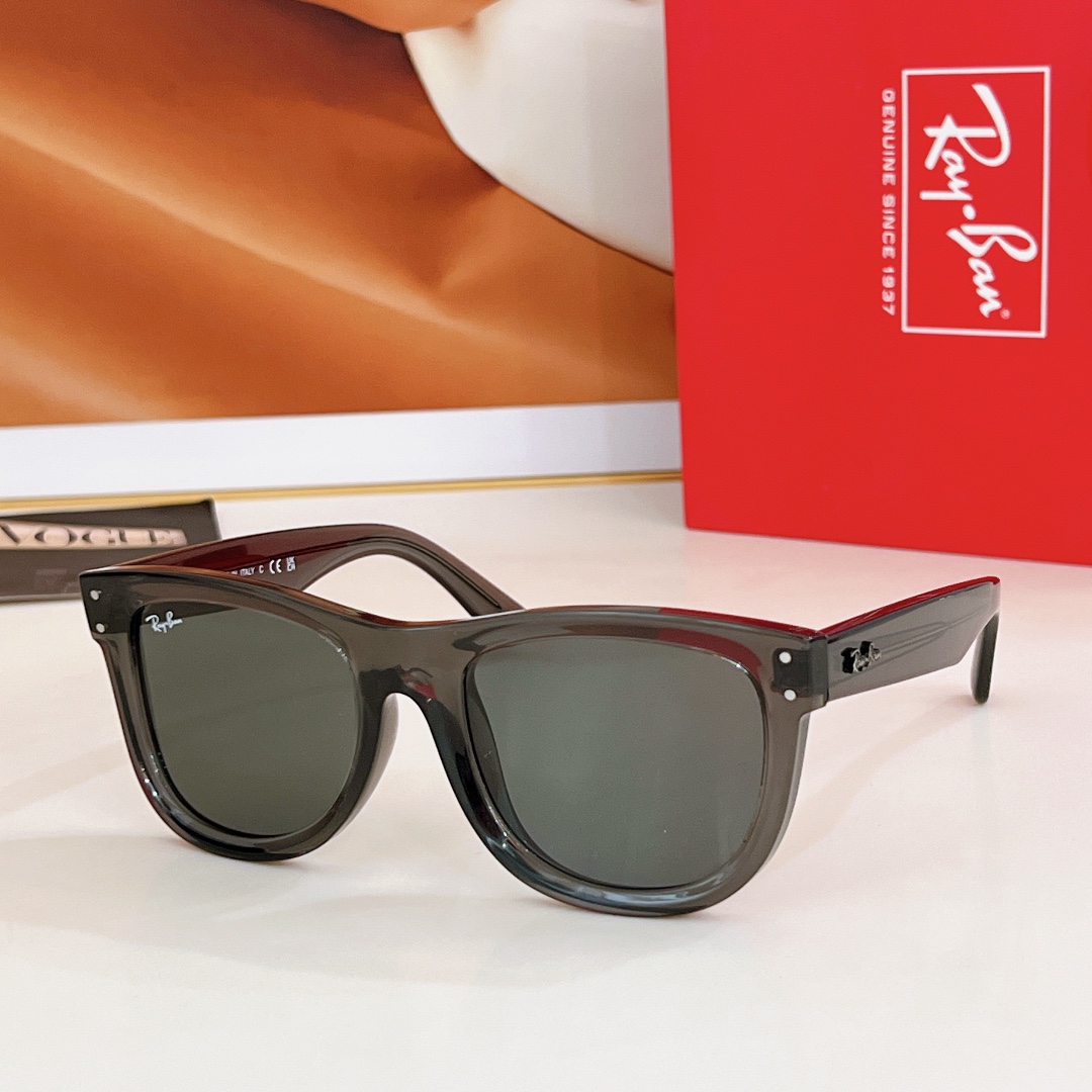  大码
Rayban
MODEL：RBR0502S
SIZE：53口20-145
🔝🔝