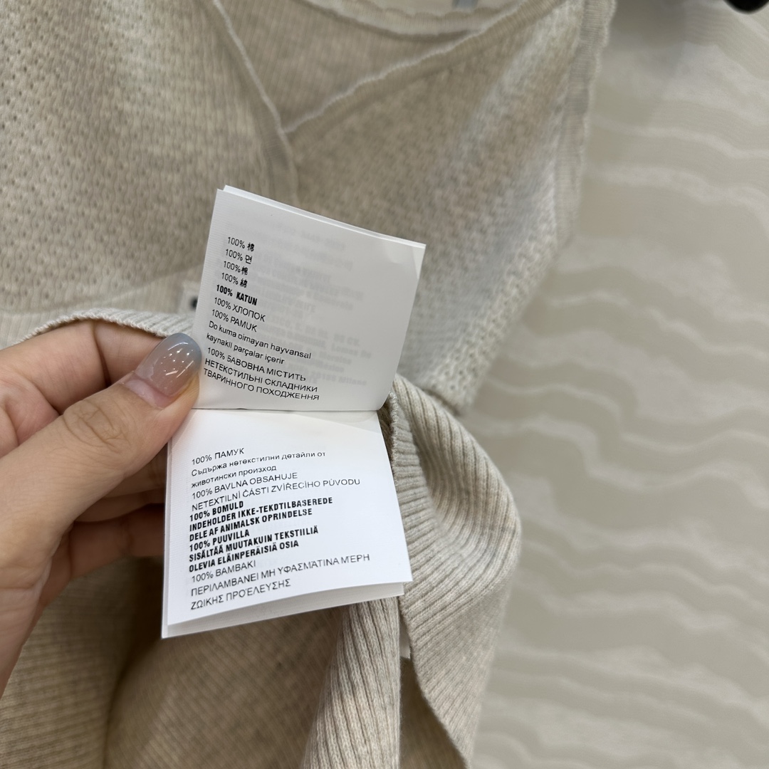 独家首发❤️原单品质miu系少女穿搭，时髦尖子生减龄针织抹肩小吊带！超级叠搭神器！18针进口纯棉纱线！气