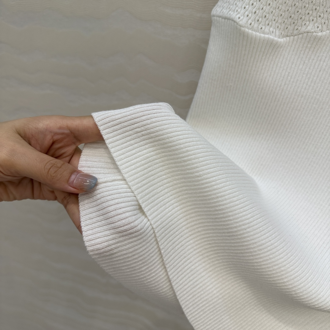 独家首发❤️原单品质miu系少女穿搭，时髦尖子生减龄针织抹肩小吊带！超级叠搭神器！18针进口纯棉纱线！气