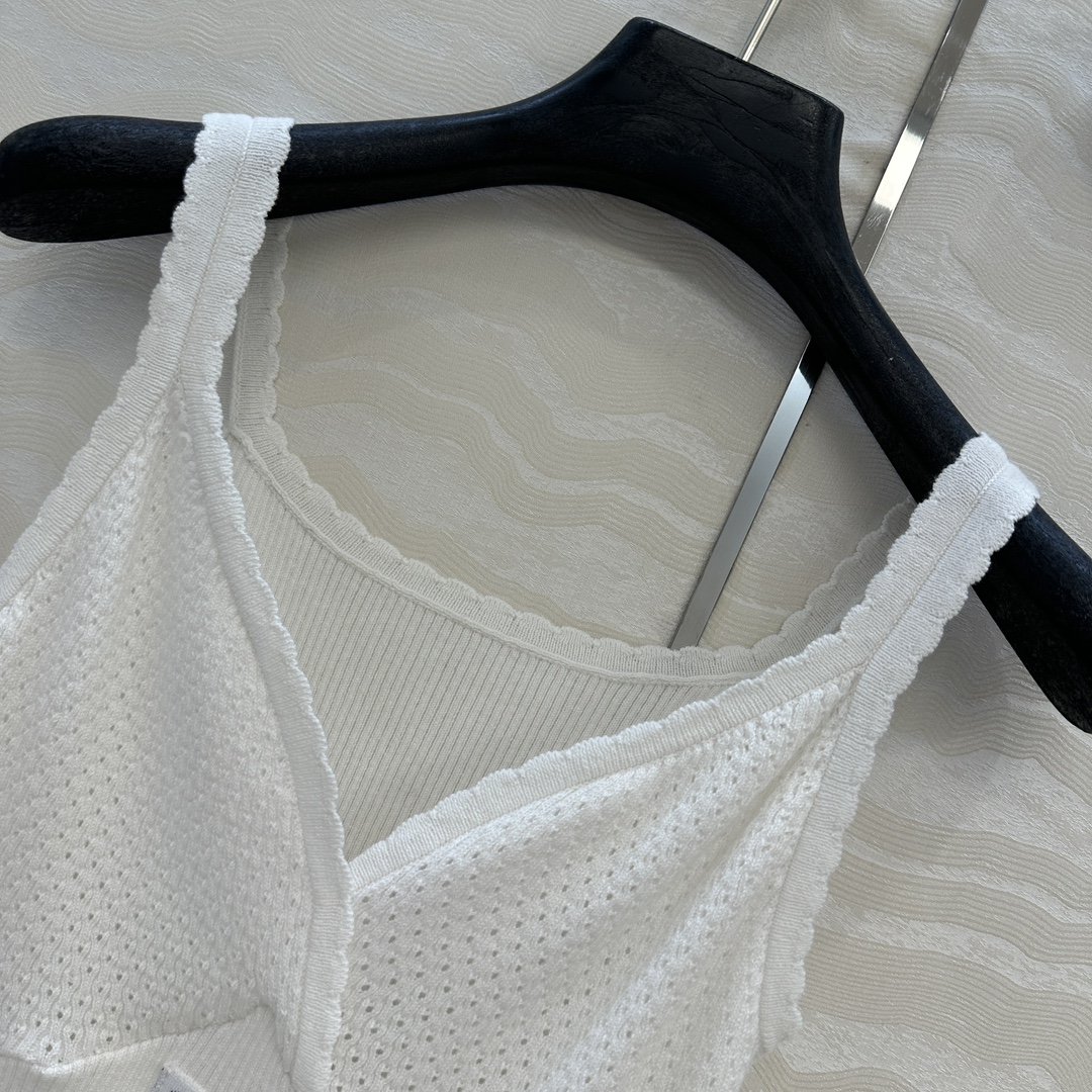 独家首发❤️原单品质miu系少女穿搭，时髦尖子生减龄针织抹肩小吊带！超级叠搭神器！18针进口纯棉纱线！气