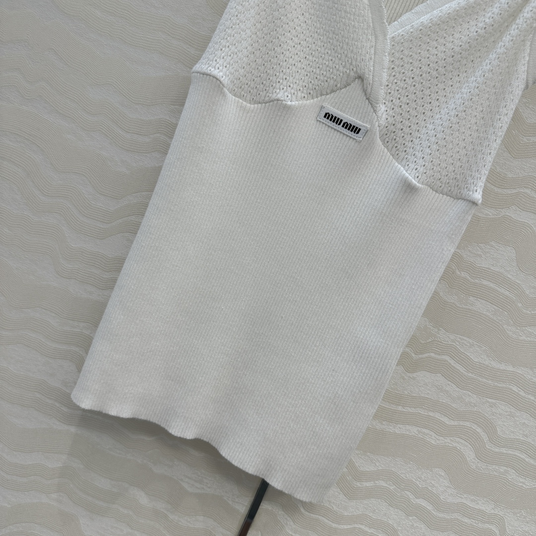 独家首发❤️原单品质miu系少女穿搭，时髦尖子生减龄针织抹肩小吊带！超级叠搭神器！18针进口纯棉纱线！气