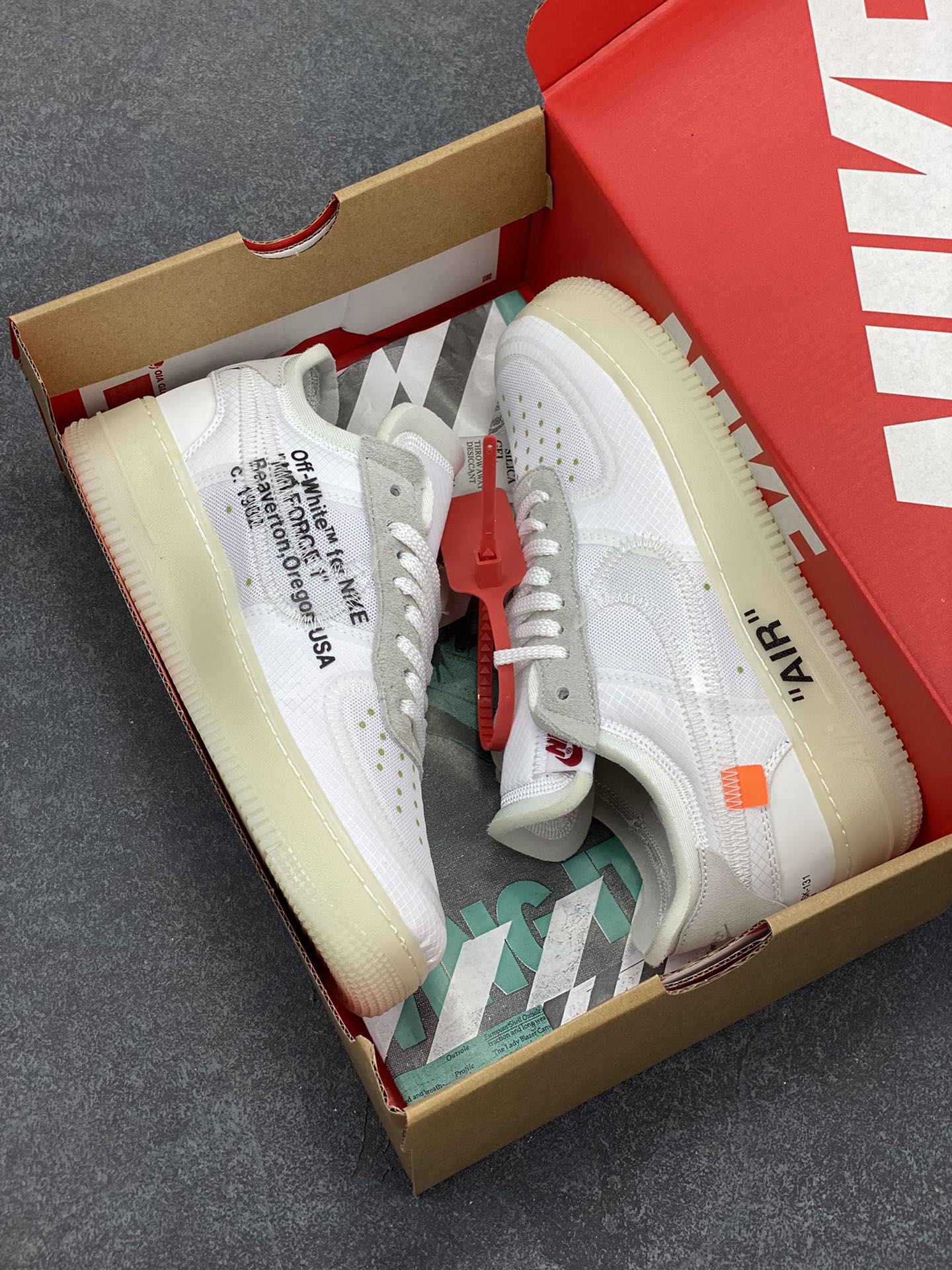 图片[9]-福利特价 夺人眼球Off-White x Nike Air Force 1 Low \”Volt\” 2.0空军一号经典百搭低帮休闲运动板鞋“OW纯白灰橘”Off-White™与 NikeLab 最新打造的 Air Force 1 Low 全新配色「Volt」，Air Force 1 Low 的鞋身与中底都是米色色调，以签名式的橘红色 “Zip-Tie” 和 “AIR” 字样点缀 货号：AO4606-100 尺码：36 36.5 37.5 38 38.5 39 40 40.5 41 42 42.5 43 44 44.5 45-选品中心