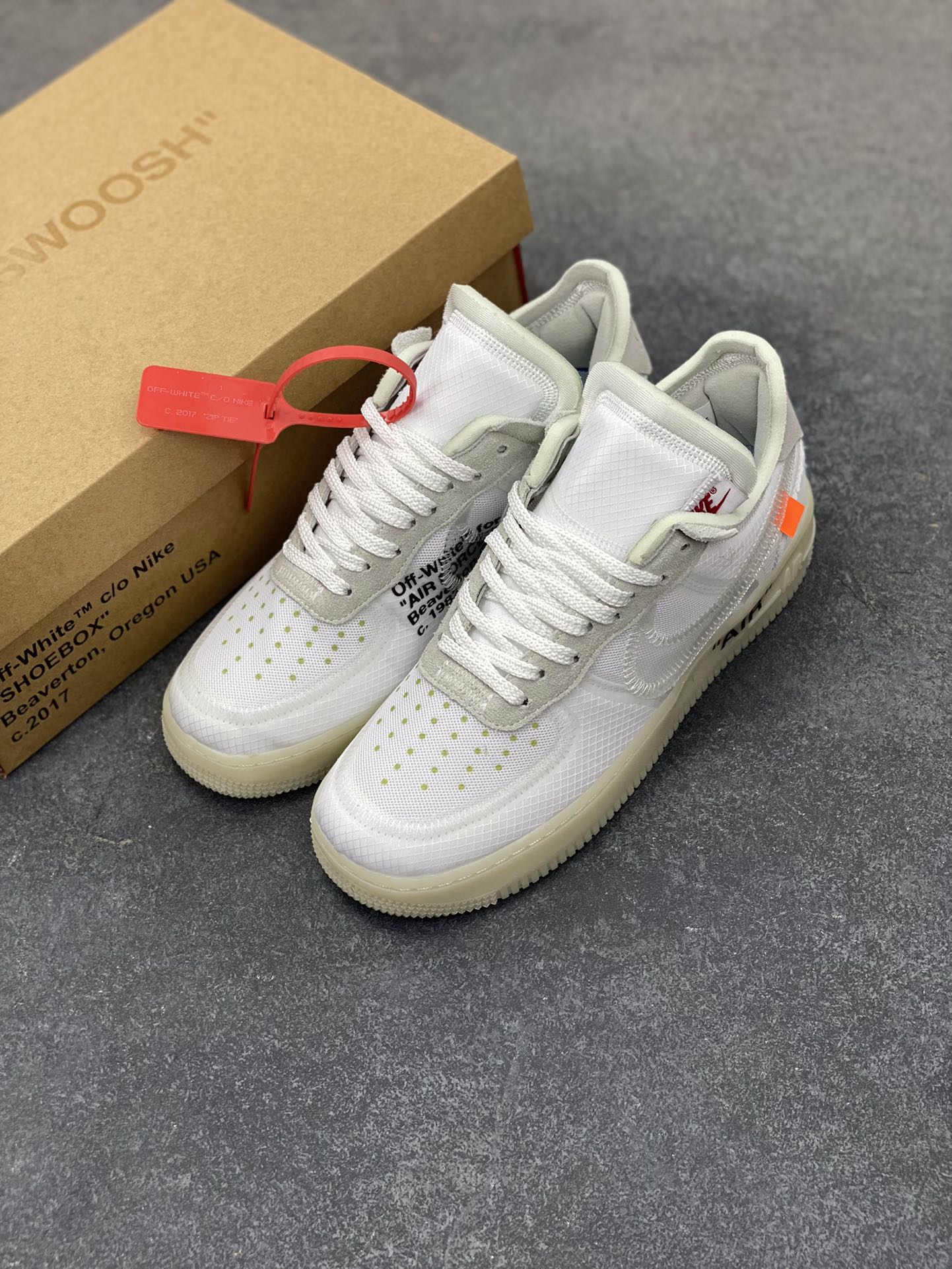图片[8]-福利特价 夺人眼球Off-White x Nike Air Force 1 Low \”Volt\” 2.0空军一号经典百搭低帮休闲运动板鞋“OW纯白灰橘”Off-White™与 NikeLab 最新打造的 Air Force 1 Low 全新配色「Volt」，Air Force 1 Low 的鞋身与中底都是米色色调，以签名式的橘红色 “Zip-Tie” 和 “AIR” 字样点缀 货号：AO4606-100 尺码：36 36.5 37.5 38 38.5 39 40 40.5 41 42 42.5 43 44 44.5 45-选品中心