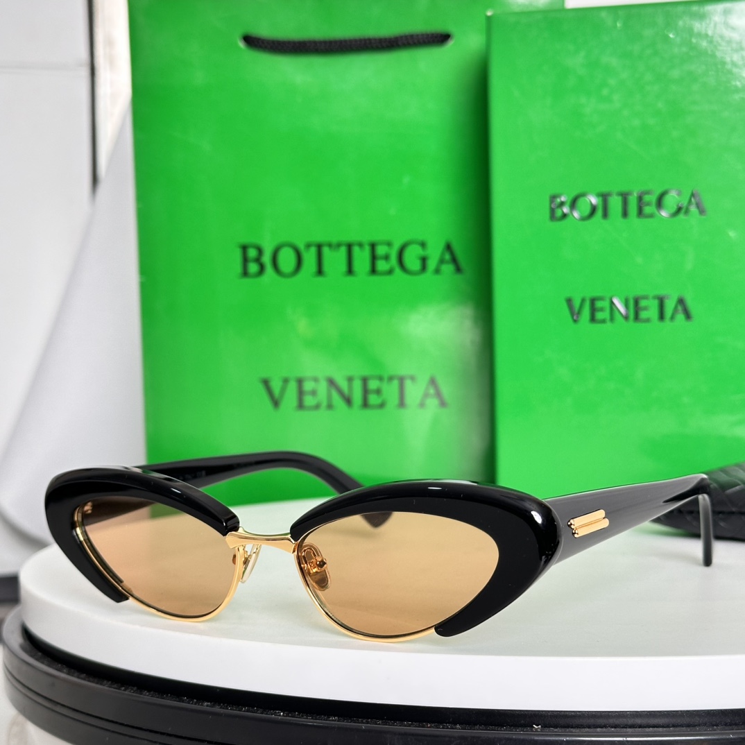  ‼️Bottega Veneta
MODEL：BV1387S
SIZE：  54 口17- 140
