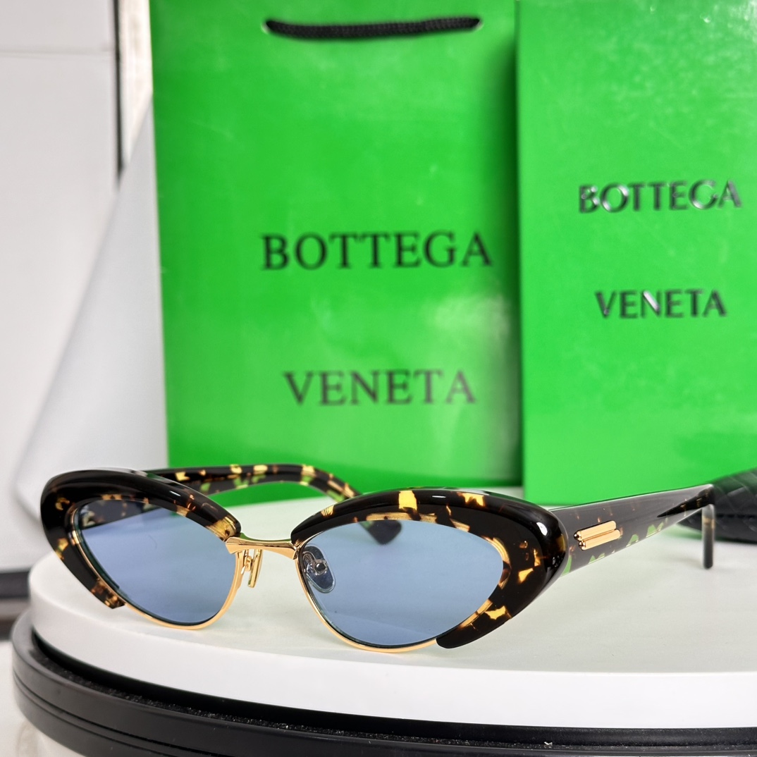  ‼️Bottega Veneta
MODEL：BV1387S
SIZE：  54 口17- 140