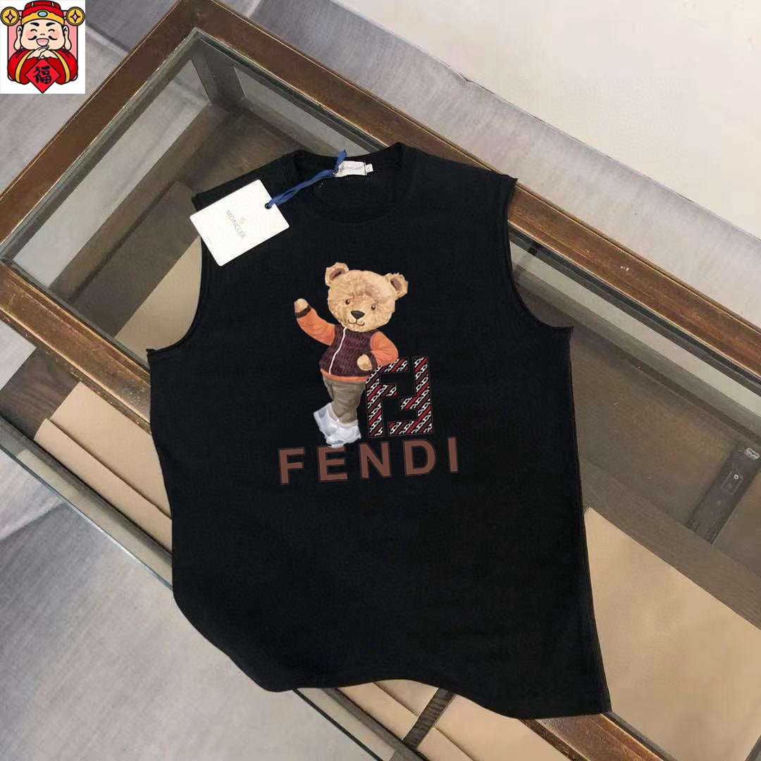 Fendi 品牌【FENDI 芬迪】2025夏季新品背心T袖 简约款式 任何人都可以轻松驾驶 进口定制丝光棉面料 手软舒适有型 吸汗透气