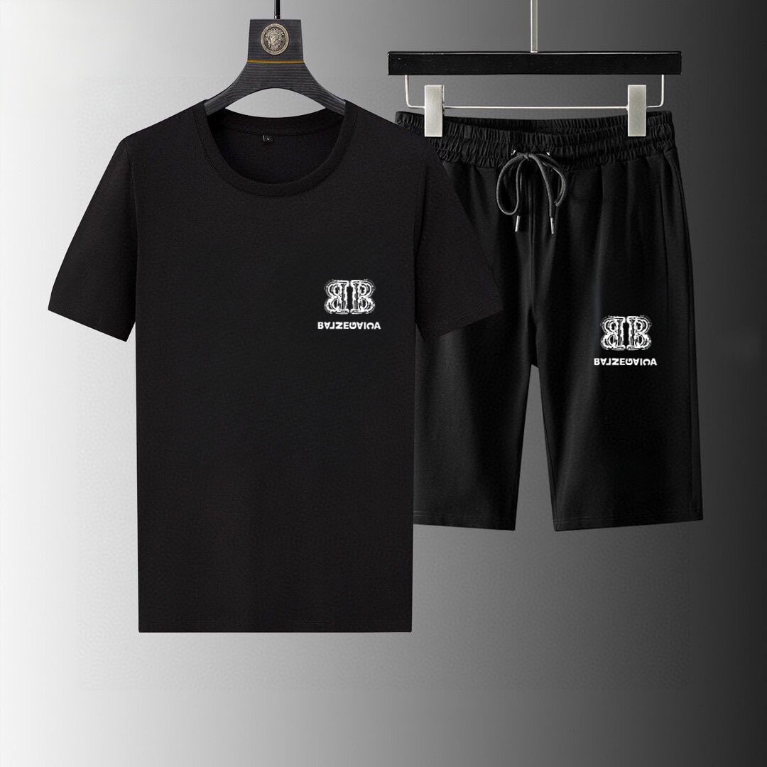 Balenciaga 品牌【BALENCIAGA 巴黎世家】 2025新款男士短袖短裤套装 销售 市面高端版本 手感细腻柔软 让你穿着更加舒适 立体裁剪版型超赞 尺码:M-5XL下单请报身高体重