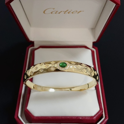 Cartier Diamond-studded Bangle Bracelet in 18K Gold with Green Gemstone 1 Cartier Diamond-studded Bangle Bracelet in 18K Gold with Green Gemstone