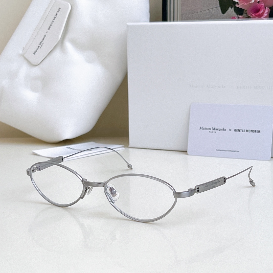  zP开模 纯钛TITANIUM
Maison Margiela x Gentle Monster
MO