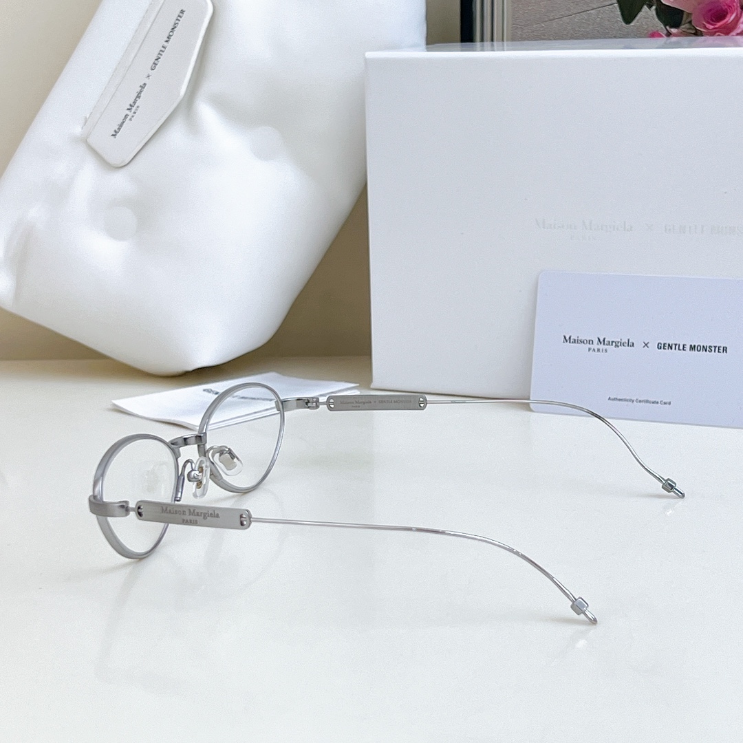  zP开模 纯钛TITANIUM
Maison Margiela x Gentle Monster
MO