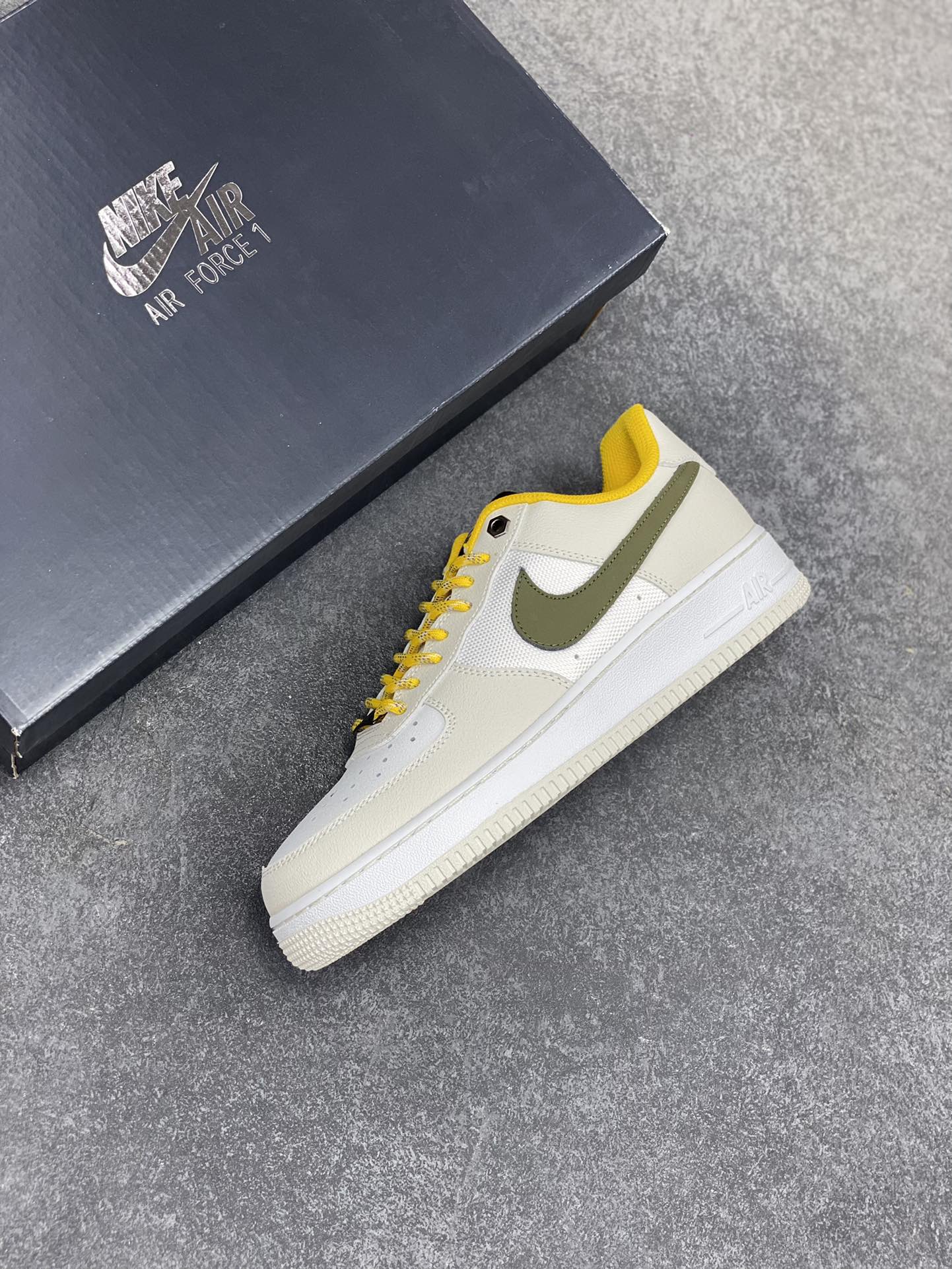 图片[7]-福利特价 NK Air Force 1 空军一号 米黄绿 原楦头原纸板 打造纯正空军版型#专注外贸渠道 全掌内置蜂窝气垫 #原盒配件 原厂中底钢印、拉帮完美 货号：FV3628-031 尺码：36 36.5 37.5 38 38.5 39 40 40.5 41 42 42.5 43 44 44.5 45-选品中心