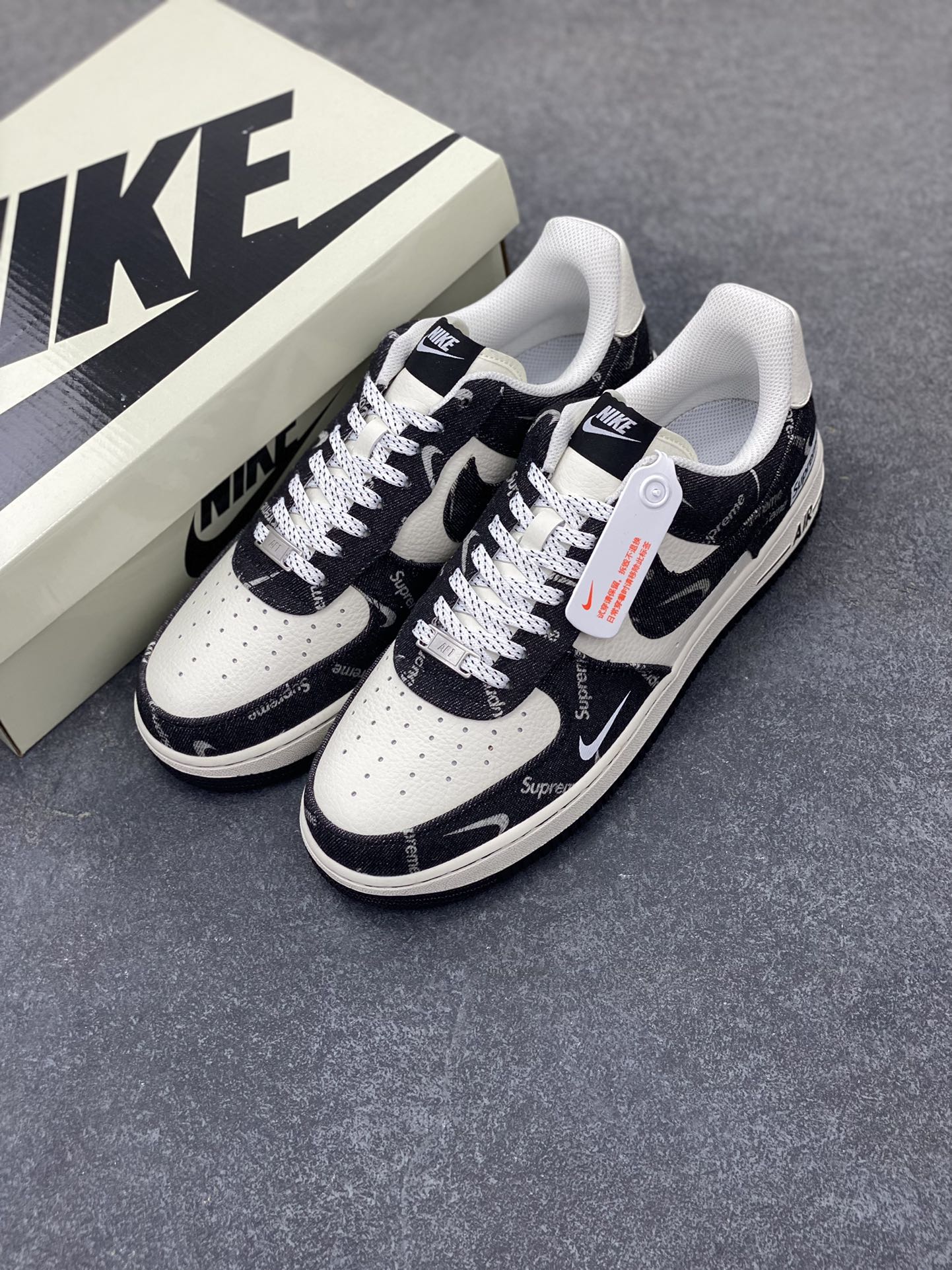 图片[8]-NIke Air Force 1 \’07 Low SUP联名-黑牛仔小白勾 空军一号低帮 运动鞋 休闲鞋 折边针车 工艺难度大 原楦头原纸板 原装鞋盒 定制五金配件 内置全掌气垫 原厂鞋底 货号：LW9279-010 尺码：36 36.5 37.5 38 38.5 39 40 40.5 41 42 42.5 43 44 44.5 45-选品中心