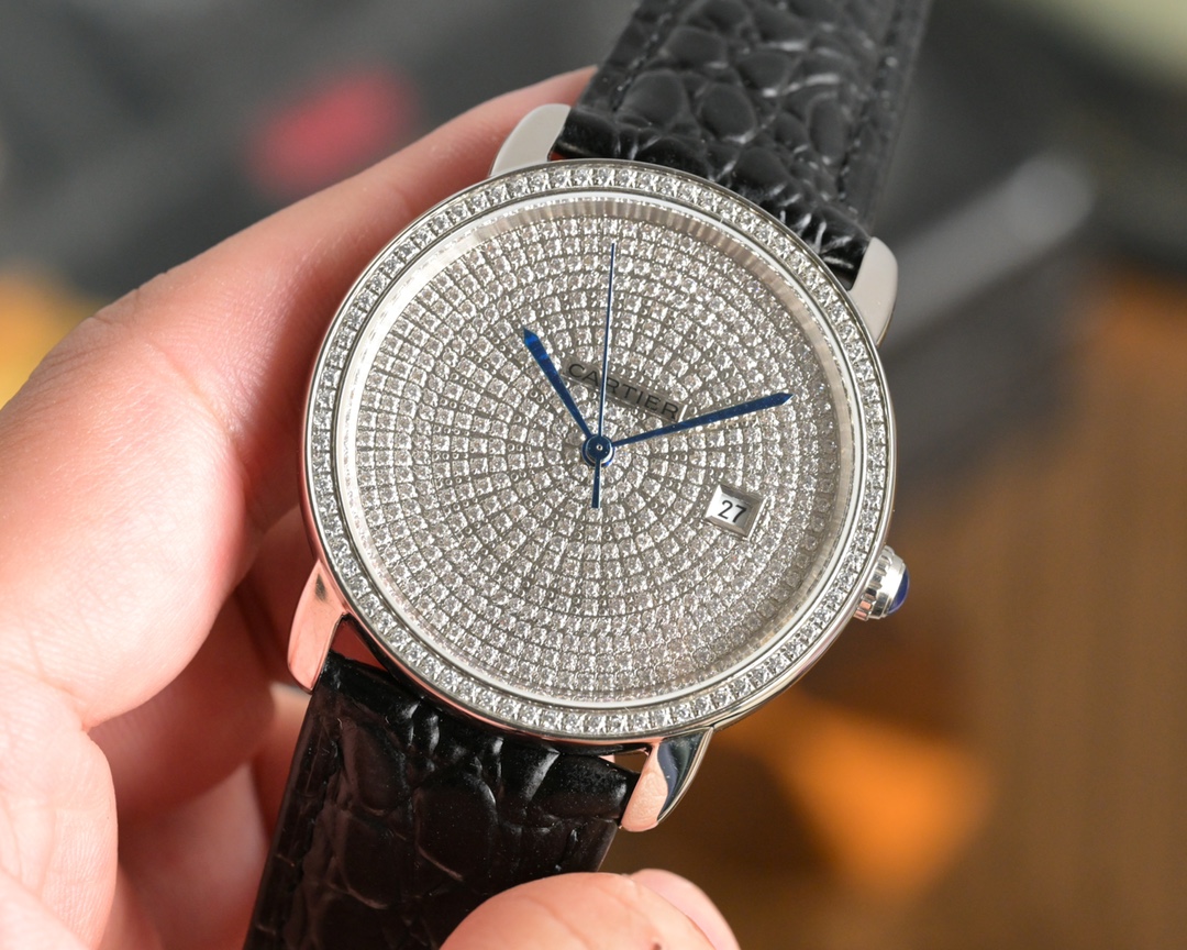 NO:393949,Cartier London Star Series, boutique men's watches, classic large three-needle design, noble and elegant, gentlemanly style, excellent quality, hot selling throughout the city. It uses imported Citizen 8215 fully automatic mechanical movement (zero rework), top-grade 316 stainless steel case, imported calfskin strap, sapphire anti-magic mirror, size 42 mm, thickness 10 mm, same price,, cartier, cartier, cowhide19860909卡地亚 Cartier 伦敦满天星系列,精品男士腕表,经典大三针设计,尊贵大气,绅士风范,卓越品质,热卖全城.采用进口西铁城8215全自动机械机芯（零返修）,顶级316精钢表壳,进口小牛皮表带,蓝宝石抗魔镜面,尺寸42毫米厚度10毫米 同价,,cartier,cartier,cowhide,Watch