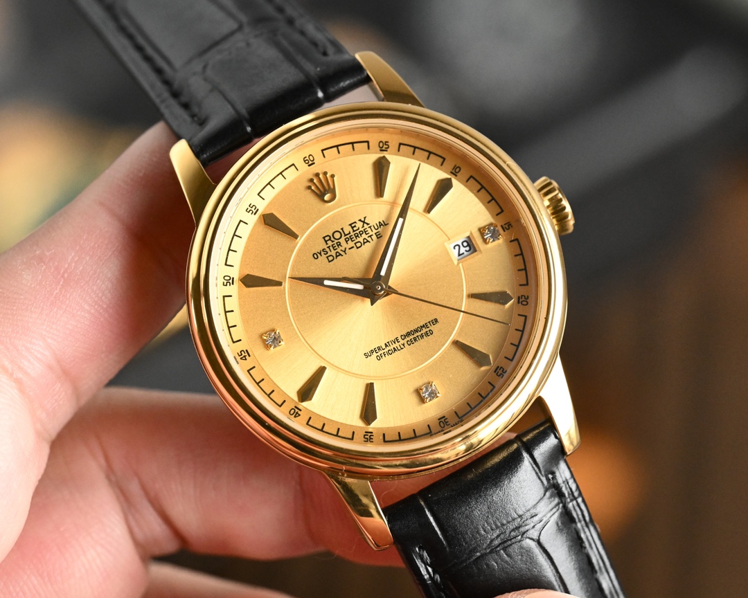 NO:393928,[Platinum]. [Rose] [Rose] The latest popular Rolex [ROLEX] men's watch adopts a unique dial design. The more upscale and luxurious Rolex is matched with. When you first meet Rolex, you will be looking forward to one day to have it. When you wear Rolex, you will be smooth sailing and will be developed. You deserve it. Welcome to comment!  !  The movement is matched with the new imported 8215 Citizen (zero rework) Size 40 Mirror sapphire glass never scratched Material 316L stainless steel case Power reserve 48 hours Waterproof depth 100 meters Italian calf belt, original pin buckle!  Quality of a large factory!  Welcome to reprint!  ,,rolex,cowhide19860909[白金].[玫瑰][玫瑰]最新爆款主推 劳力士【ROLEX】男士腕表 采用独特的表盘设计 搭配而来的是更高档奢华的劳力士, 初识劳力士必憧憬有朝一日能拥有它,戴上劳力士必顺风顺水必发达,你值得拥有,欢迎评鉴！！ 机芯搭配全新进口8215西铁城（零返修） 尺寸40 镜面蓝宝石玻璃永不刮花 材质316L精钢表壳 动力储存48小时 防水深度100米 意大利小牛皮带,原装针扣！大厂品质！欢迎转载！,,rolex,cowhide,Watch