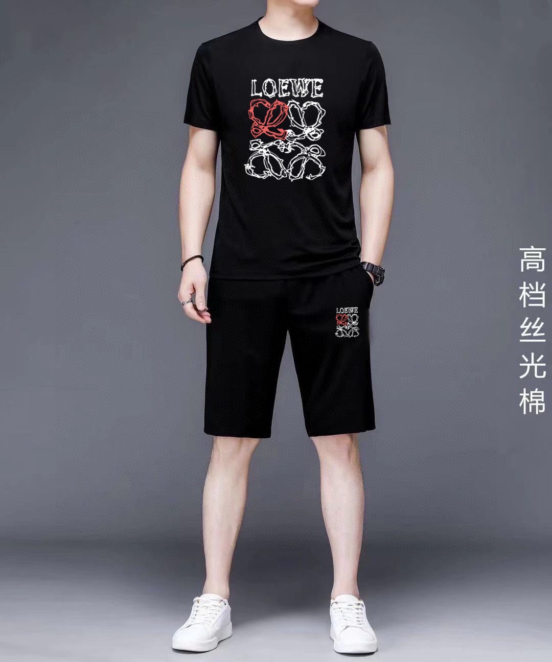 Loewe 品牌【LOEWE罗意威】 2025新款男士短袖短裤套装 销售 市面高端版本 手感细腻柔软 让你穿着更加舒适 立体裁剪版型超赞 尺码:M-5XL下单请报身高体重