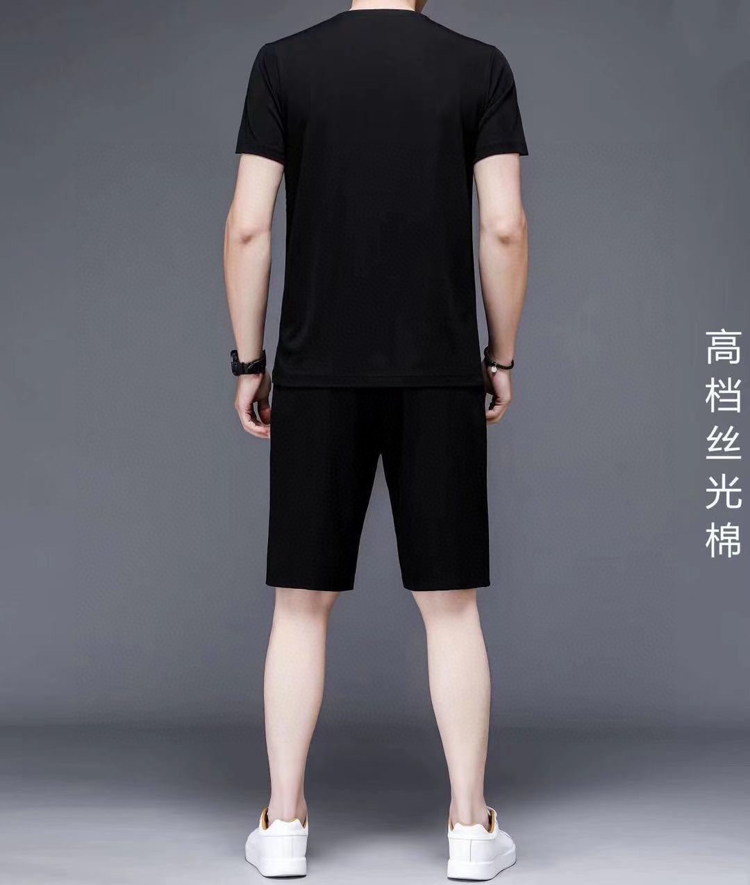 Loewe 品牌【LOEWE罗意威】 2025新款男士短袖短裤套装 销售 市面高端版本 手感细腻柔软 让你穿着更加舒适 立体裁剪版型超赞 尺码:M-5XL下单请报身高体重