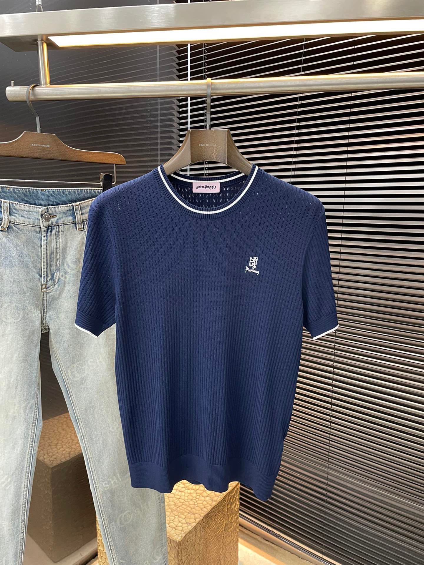 “Palm Angels VIP 2025 Summer Short-Sleeves: Advanced Design, Cyber Fabric, Cosmopolitan Style”