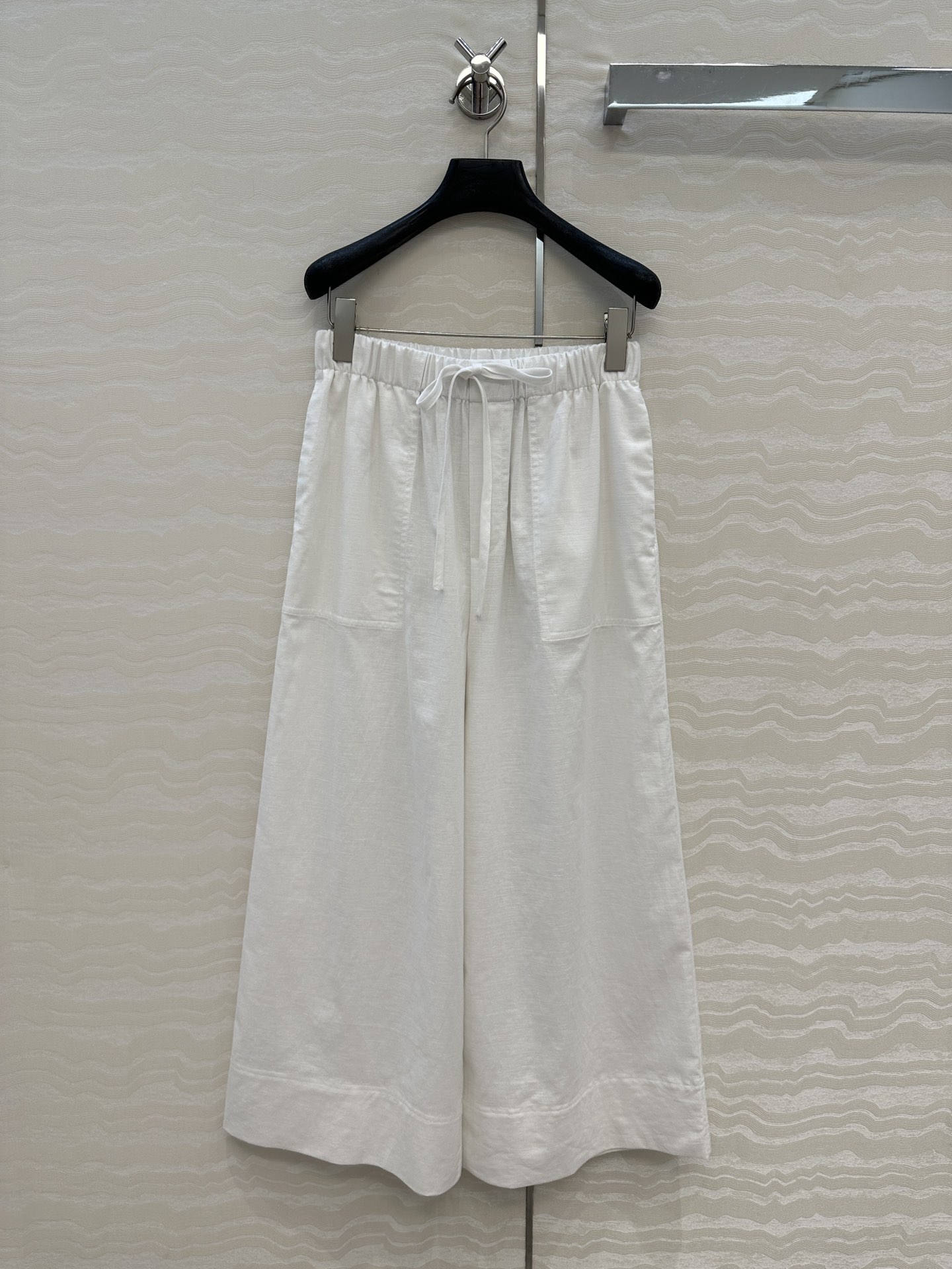 独家首发♥️原单品质TM*长期主义，老钱风松弛感穿搭❤️定型高比例亚麻棉直筒阔腿裤！极简主义风松紧腰设计