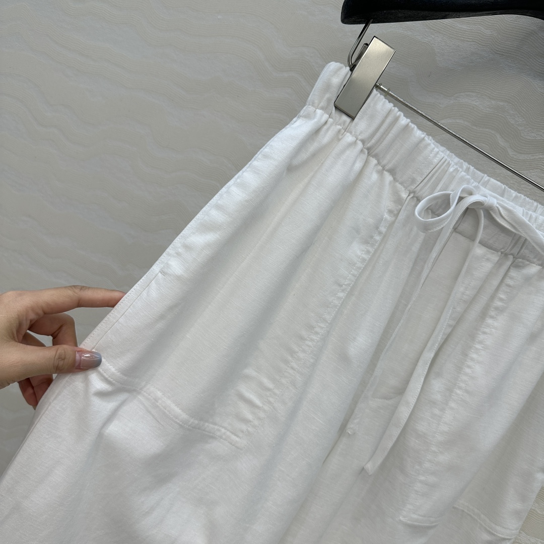 独家首发♥️原单品质TM*长期主义，老钱风松弛感穿搭❤️定型高比例亚麻棉直筒阔腿裤！极简主义风松紧腰设计