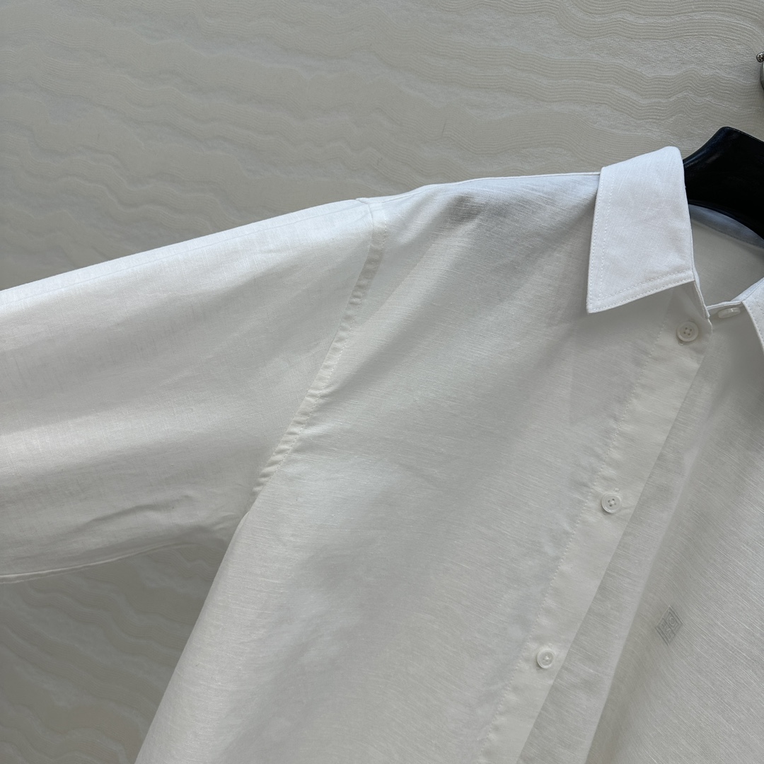 独家首发♥️原单品质TM*长期主义，老钱风松弛感穿搭❤️定型高比例亚麻棉大衬衫！极简主义风宽松版型设计随