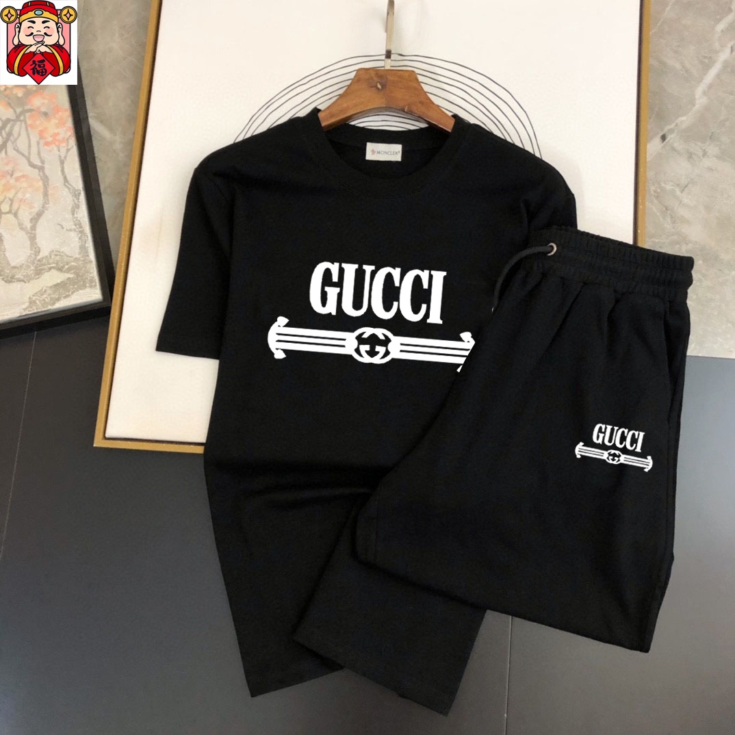 Gucci 品牌【GUCCI 古奇】 2025新款男士短袖短裤套装 销售 市面高端版本 手感细腻柔软 让你穿着更加舒适 立体裁剪版型超赞 尺码:M-5XL下单请报身高体重